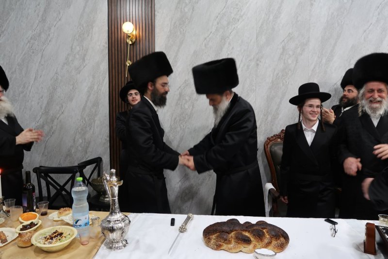 באדיבות המצלם