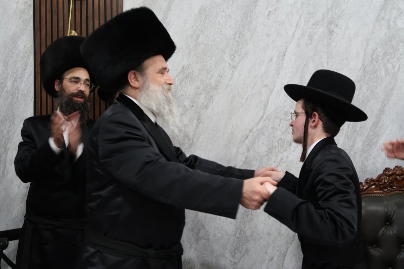 באדיבות המצלם