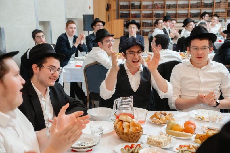 לוי נאזרוב