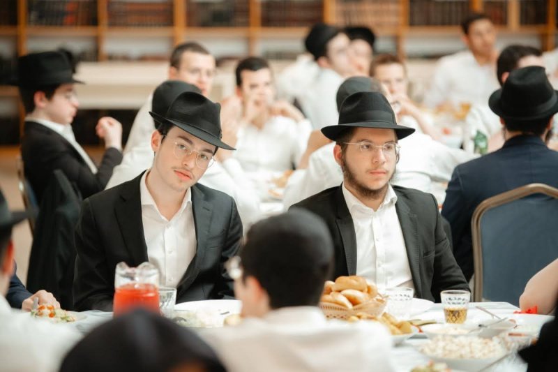 לוי נאזרוב