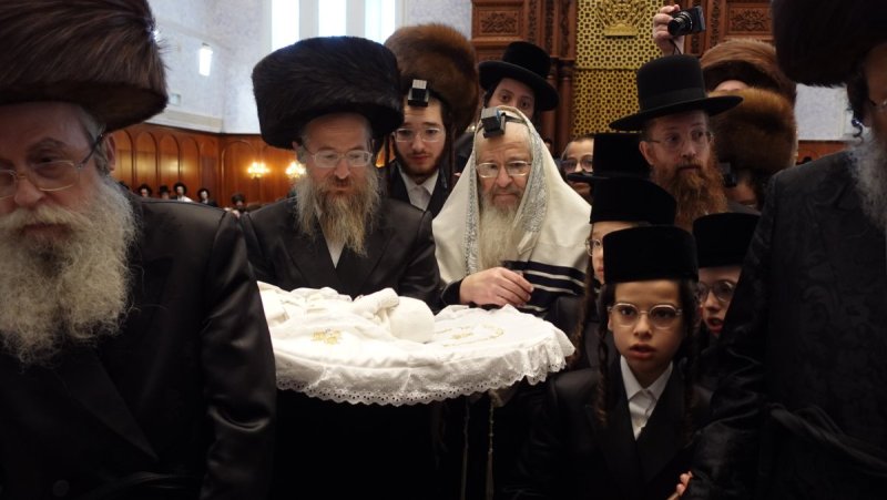 אנשיל בעק וא.מ.ש