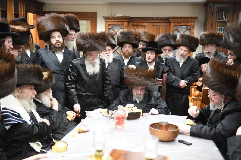 אנשיל בעק וא.מ.ש