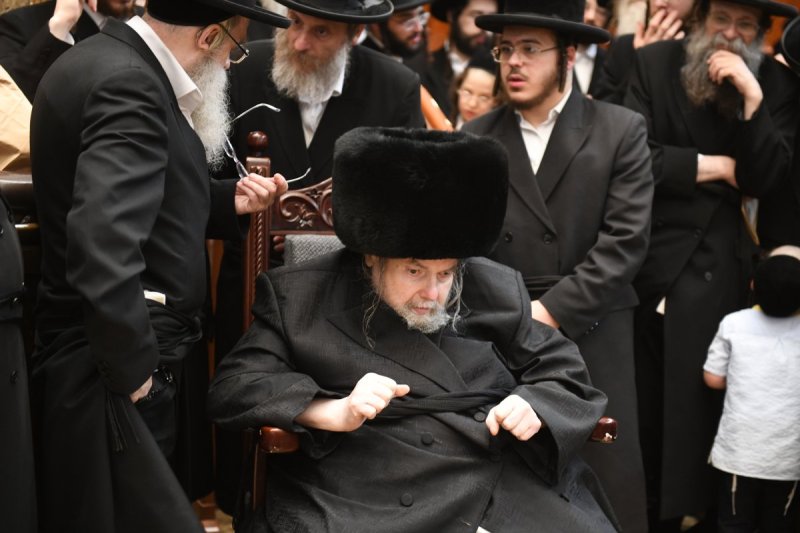 אנשיל בעק וא.מ.ש
