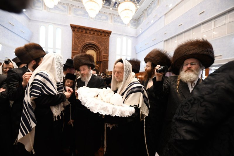 אנשיל בעק וא.מ.ש