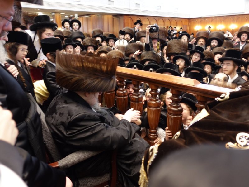 אנשיל בעק וא.מ.ש