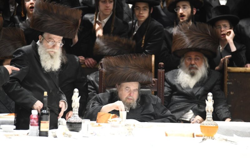 אנשיל בעק וא.מ.ש