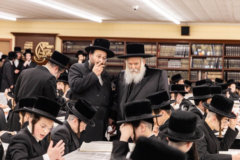 באדיבות המצלם