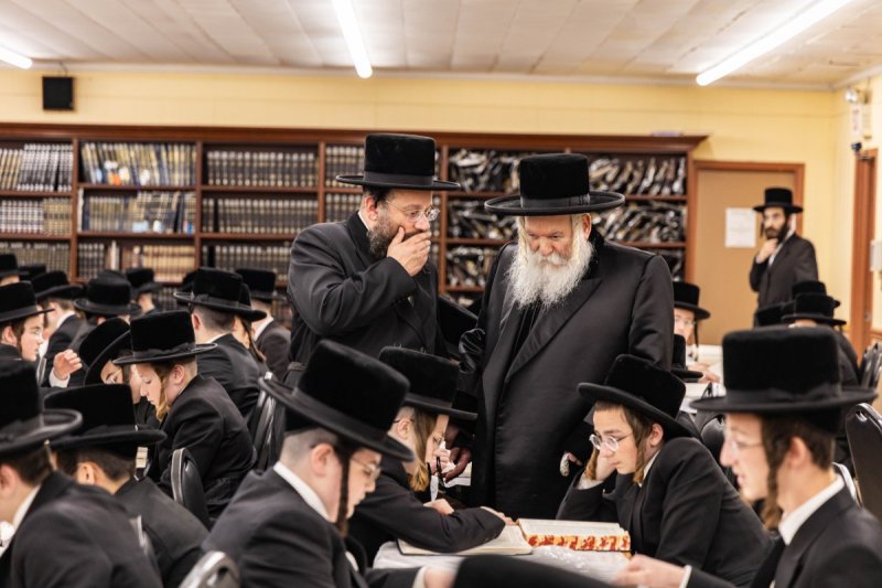 באדיבות המצלם