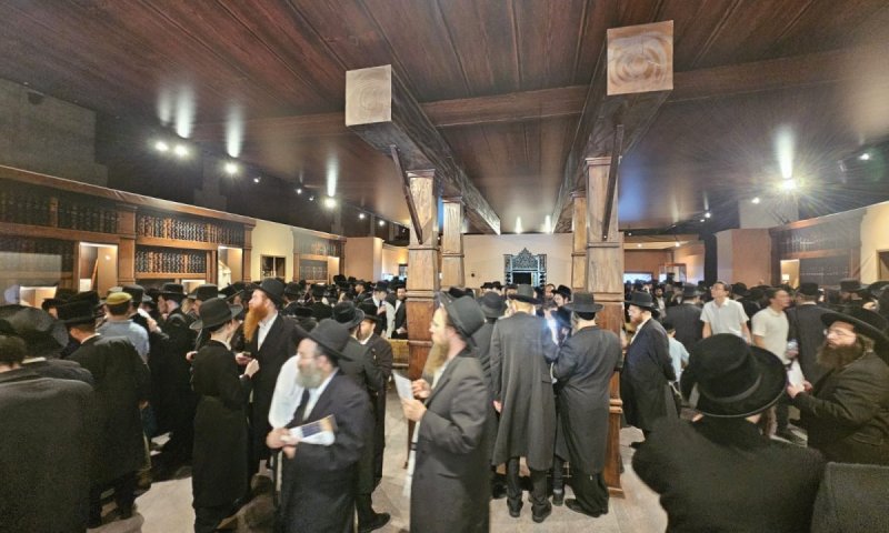 מסע חי בין הדורות: עשרות אלפים ביקרו בשלושת ימי תערוכת 'היכלות'