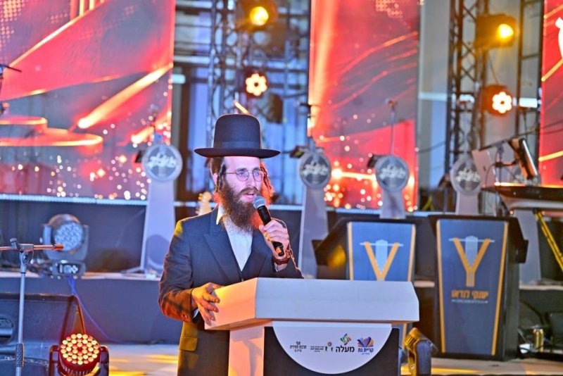 יהושע פרוכטר