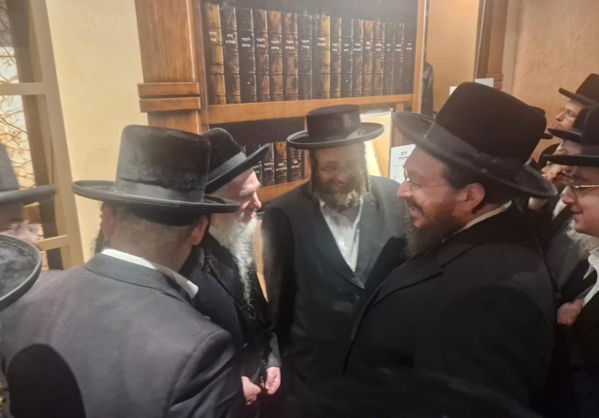 באדיבות המצלם