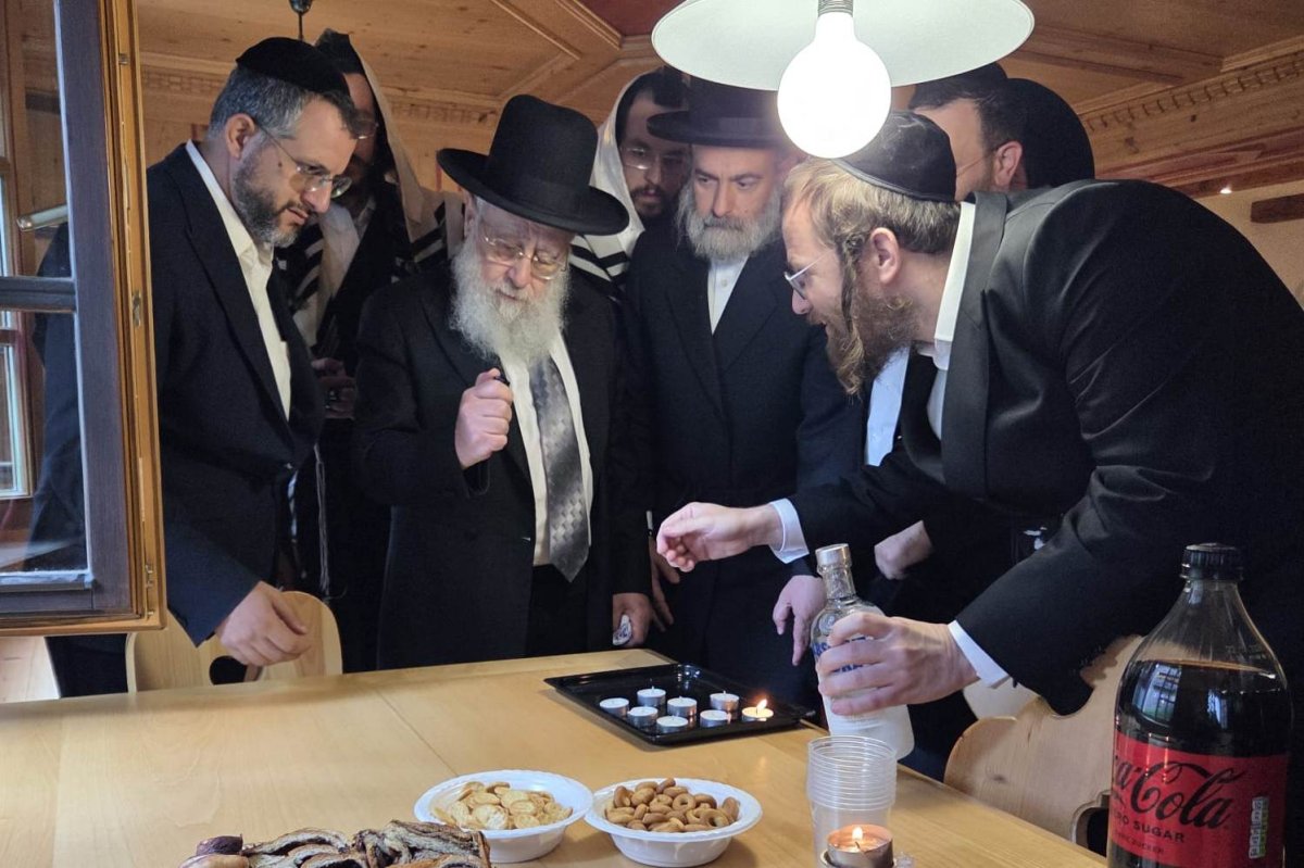 באדיבות המצלם