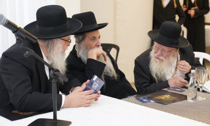 גדולי רבני ברסלב בכינוס הוקרה לבכירי הממשל באוקראינה