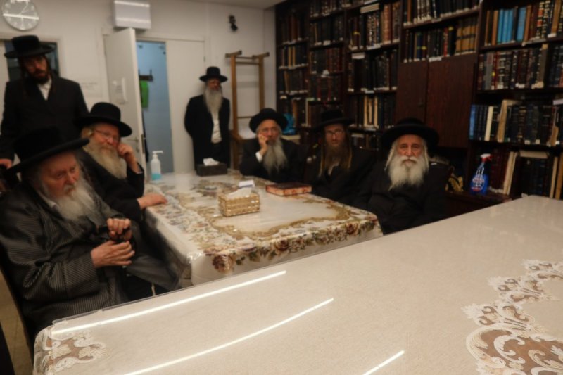 באדיבות המצלם
