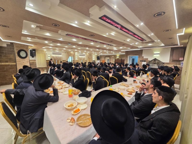 באדיבות המצלם