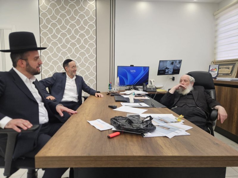 באדיבות המצלם