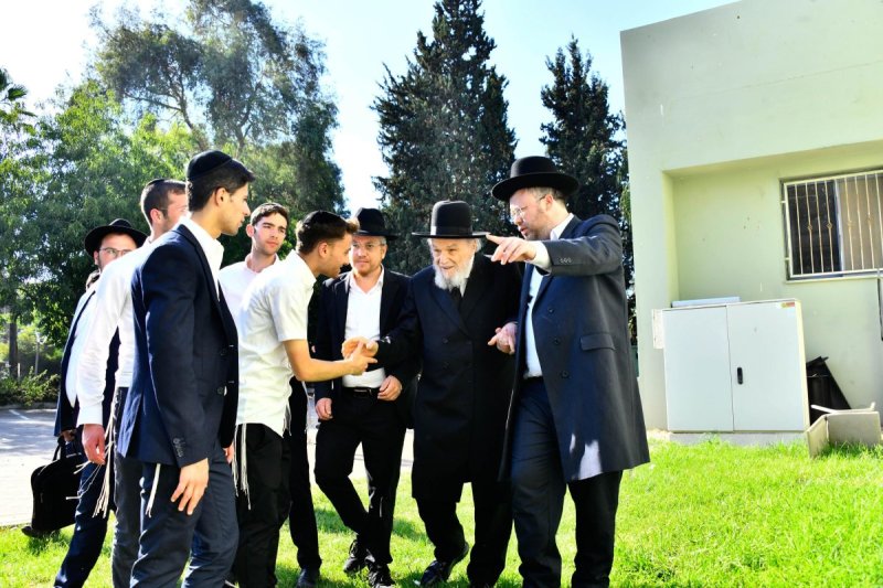 שוקי לרר