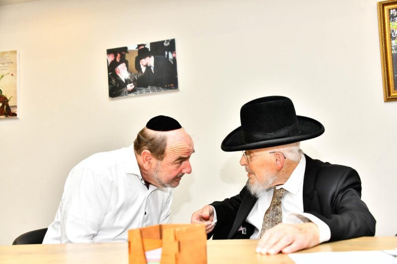 שוקי לרר