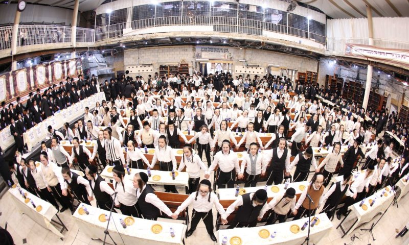 תלמידי 'תורה ויראה' נבחנו פומבי על 22,522 דפי גמרא בעל פה