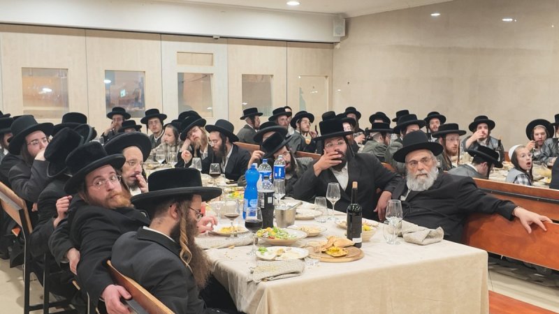 באדיבות המצלם