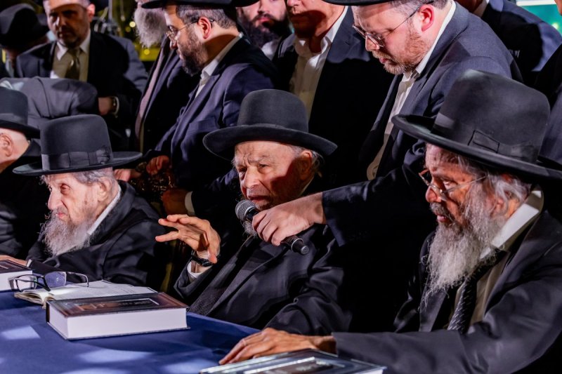 יעקב נחומי ומנדי טויטו