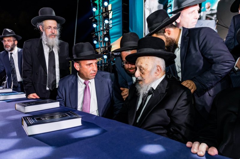 יעקב נחומי ומנדי טויטו