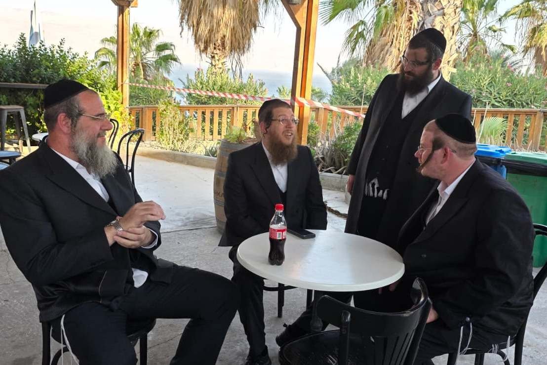 באדיבות המצלם