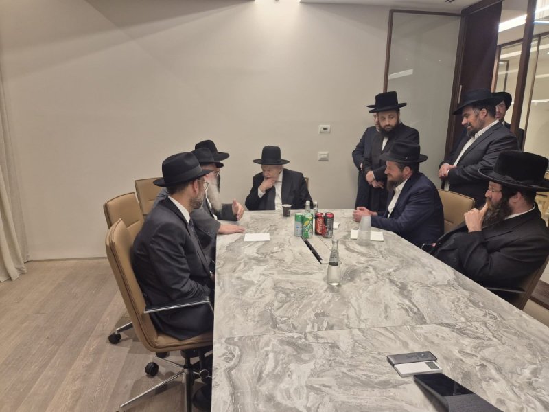 באדיבות המצלם