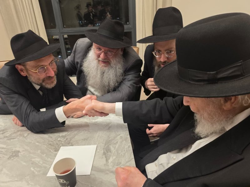 באדיבות המצלם