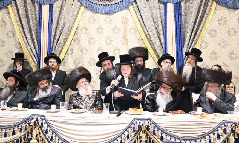 בר מצווה לנכד האדמו"ר מזוטשקא וגאב"ד קריית הבעש"ט בבית המדרש החדש