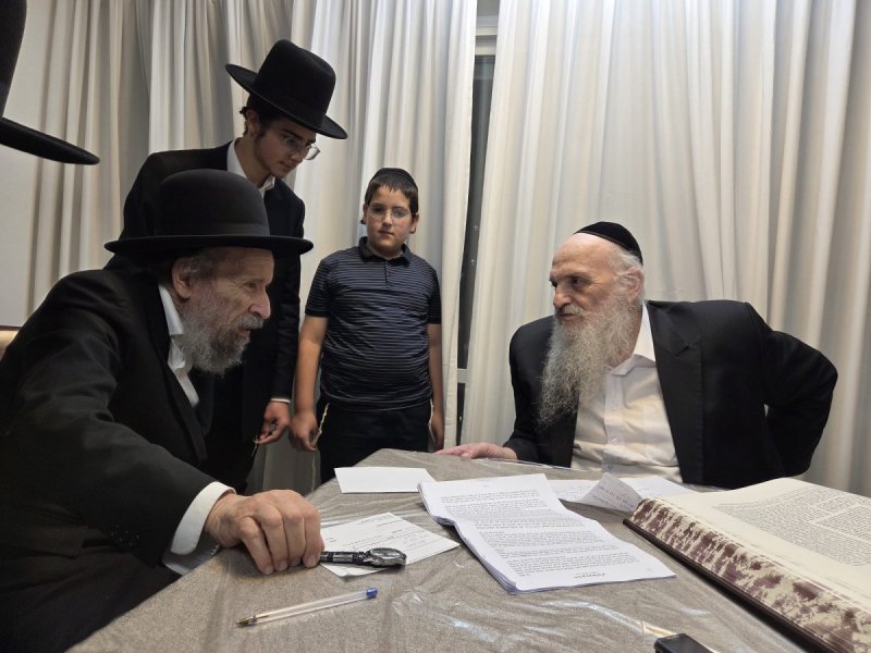 באדיבות המצלם