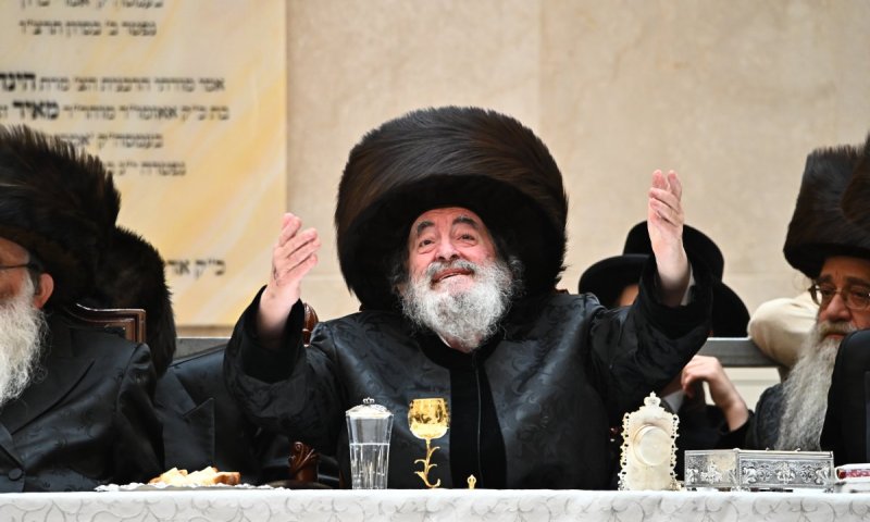 בשילוב הילולת ה'דמשק': שמחת ה'פאר-שפיל' בויז'ניץ לנכד האדמו"ר