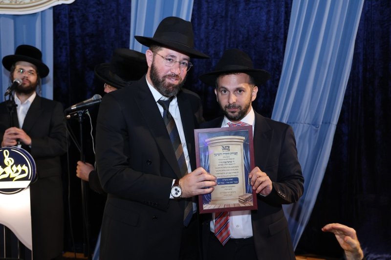 נועם אליהו