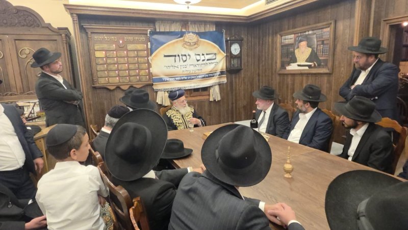 באדיבות המצלם