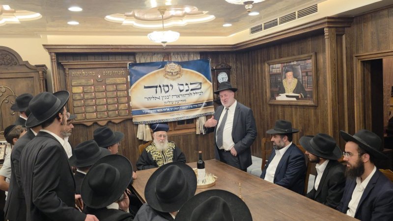 באדיבות המצלם