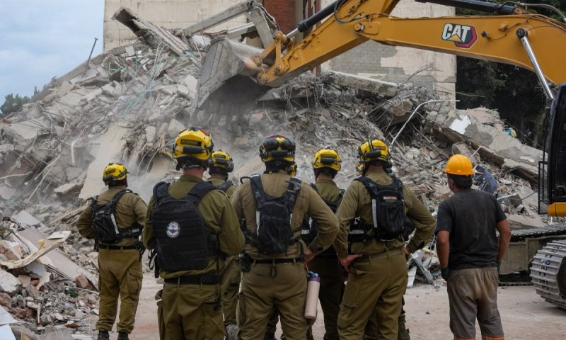 הניסיון שצברה המשלחת בוונצואלה תרם למאמצי איתור נעדרים בקולומביה