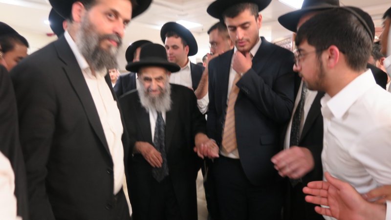 באדיבות המצלם