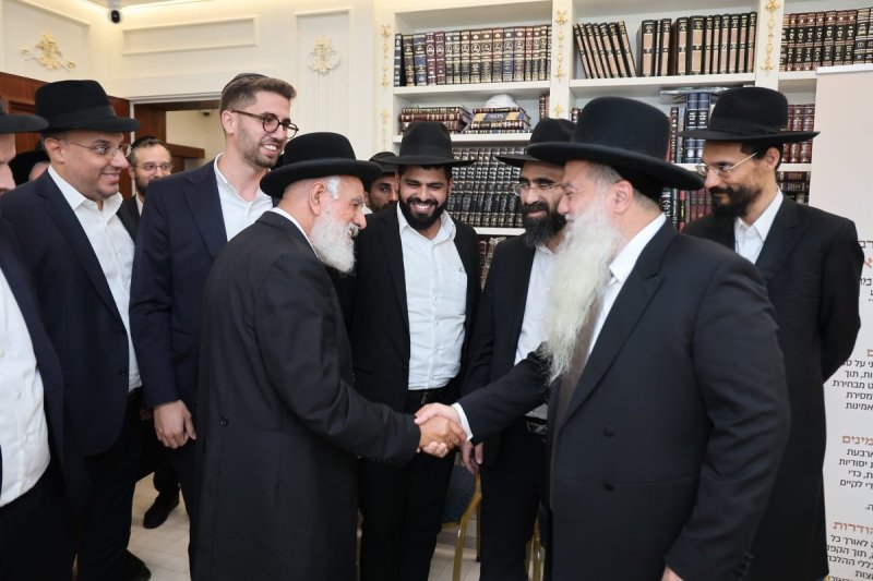 נועם אליהו
