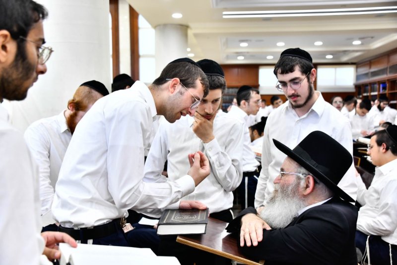 שוקי לרר