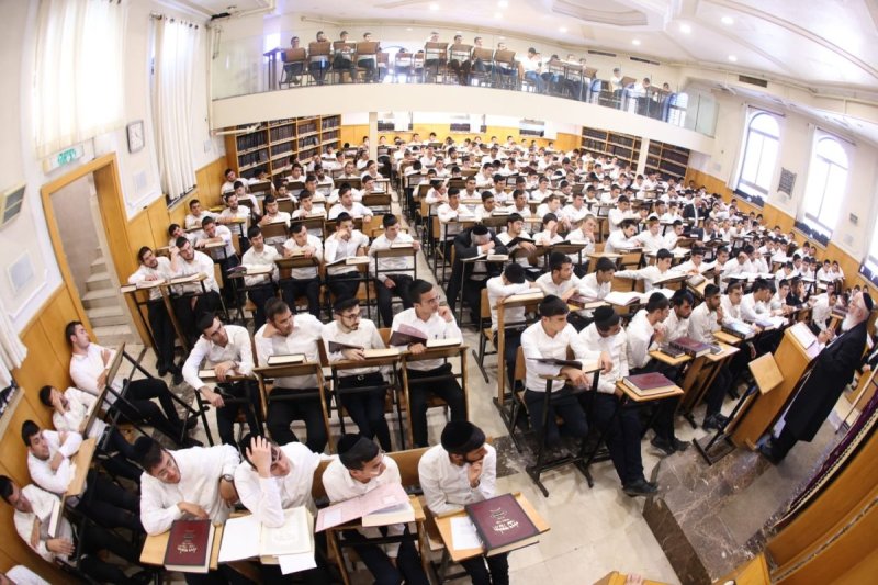 באדיבות המצלם