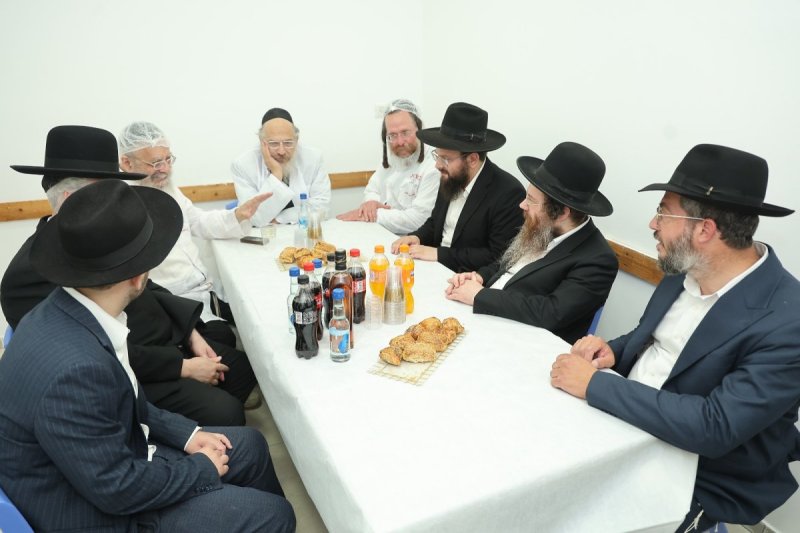 באדיבות המצלם