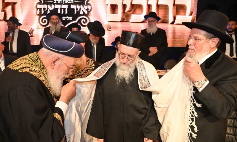 רב מגוון לעיר מגוונת: הגר"י הדאיה הוכתר לרבה של אילת עם גלימה מיוחדת