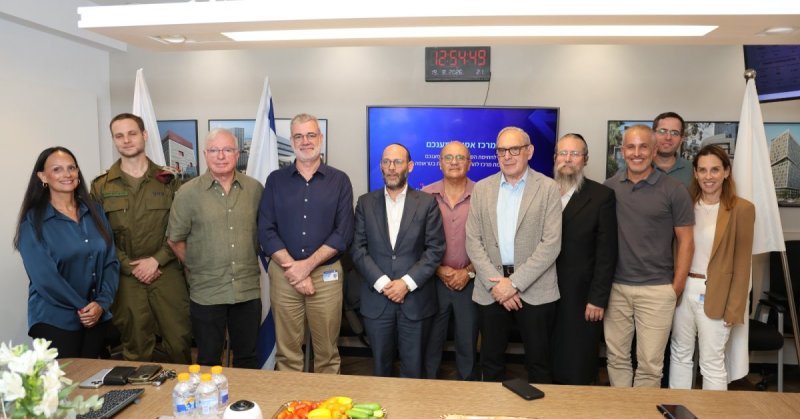 ליאור צור דוברות איכילוב,  אריאל סר