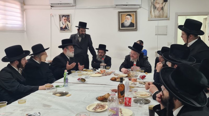 באדיבות המצלם