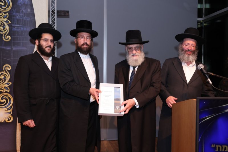יעקב נחומי