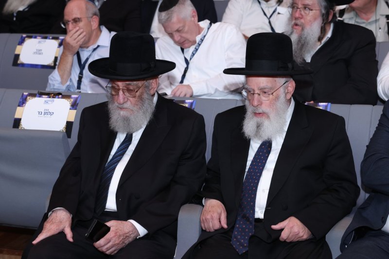 יעקב נחומי