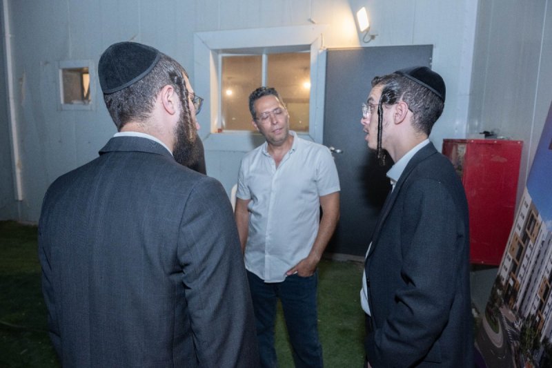 שלום קרויס