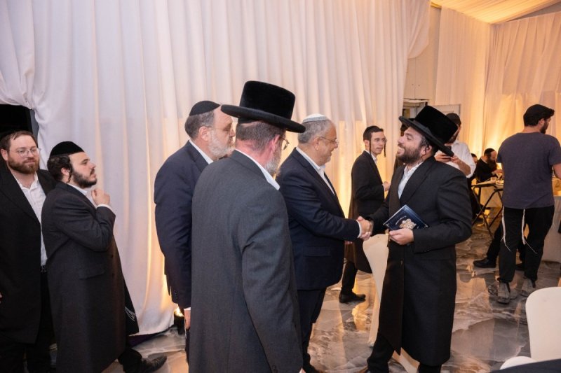 שלום קרויס