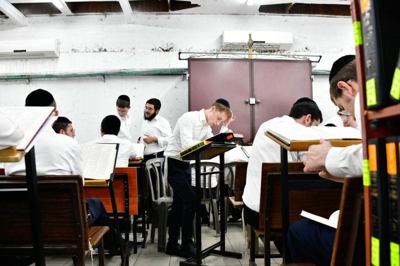 שוקי לרר