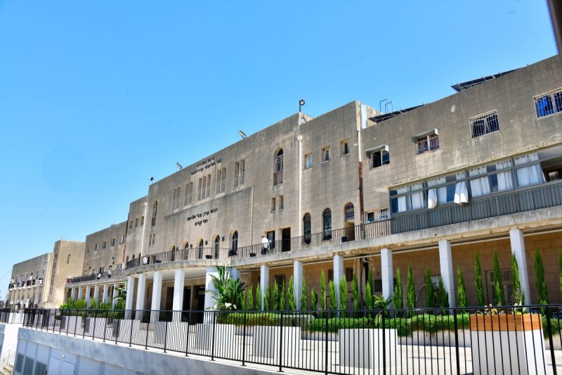שוקי לרר